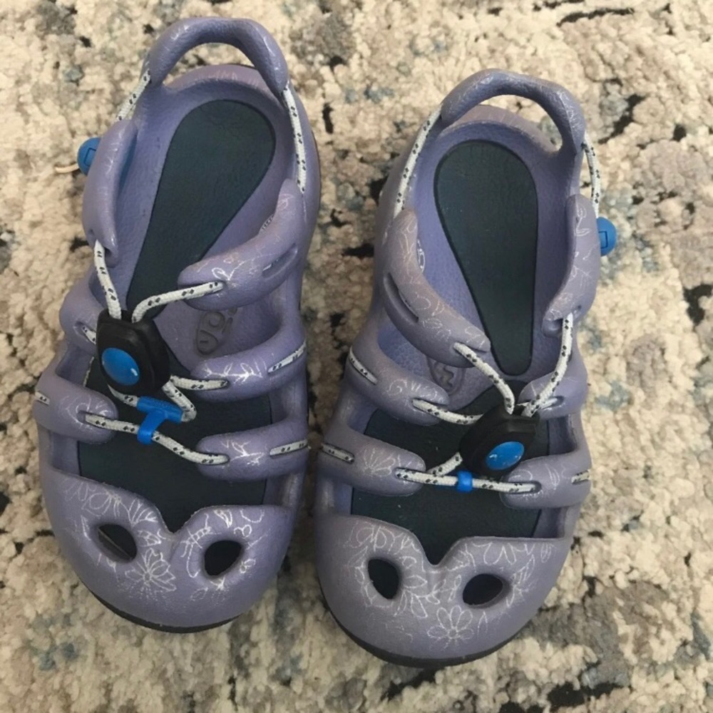 Mion By Keen Sandals Size 10